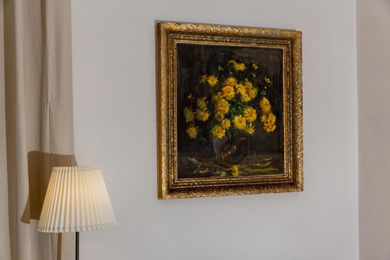 Classy Apartments Charles Bridge 프라하 외부 사진
